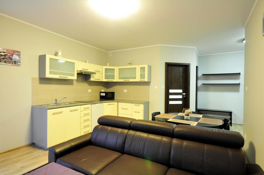 Apartament Gryfa Pomorskiego Miedzyzdroje Apartamento Habitación foto